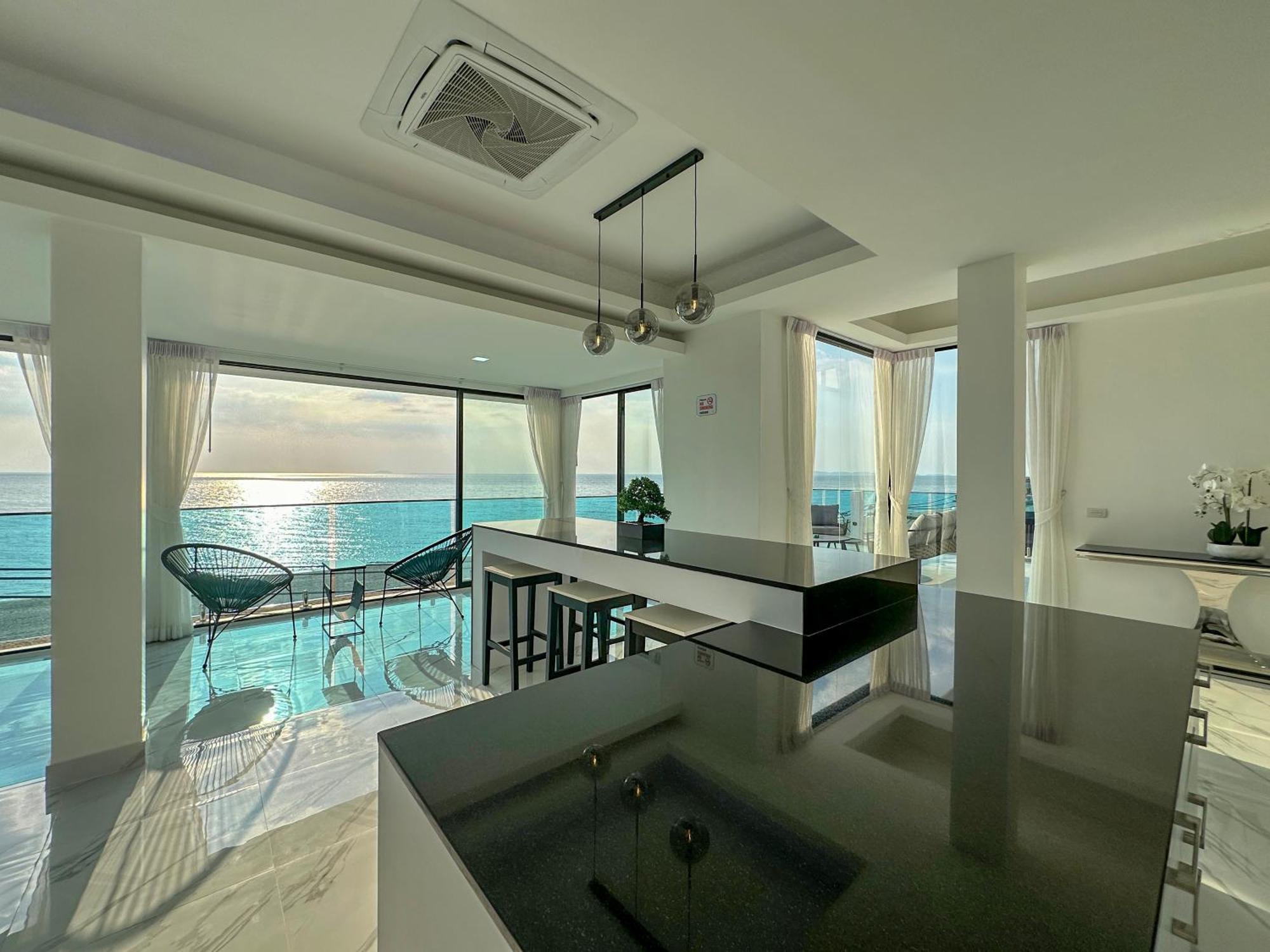 Stunning Beachfront View Luxurious Apartment 40 Jomtien Beach Eksteriør billede