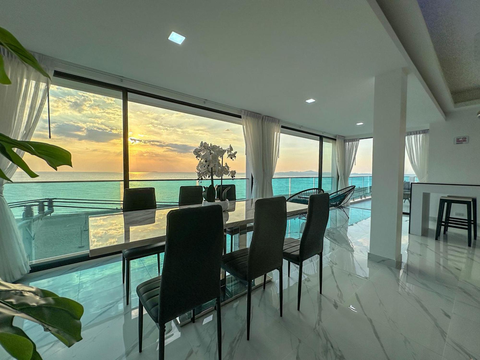 Stunning Beachfront View Luxurious Apartment 40 Jomtien Beach Eksteriør billede