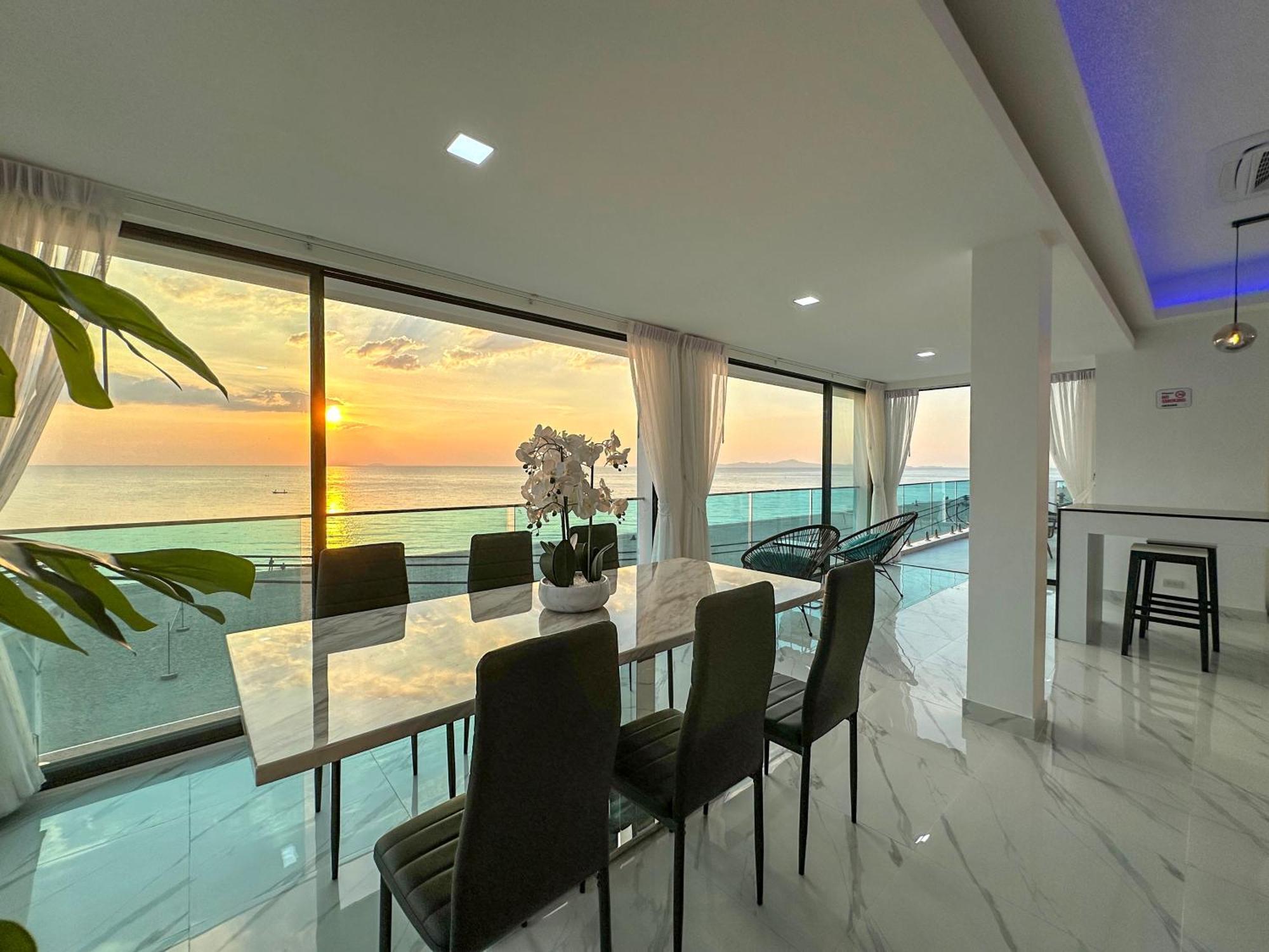 Stunning Beachfront View Luxurious Apartment 40 Jomtien Beach Eksteriør billede