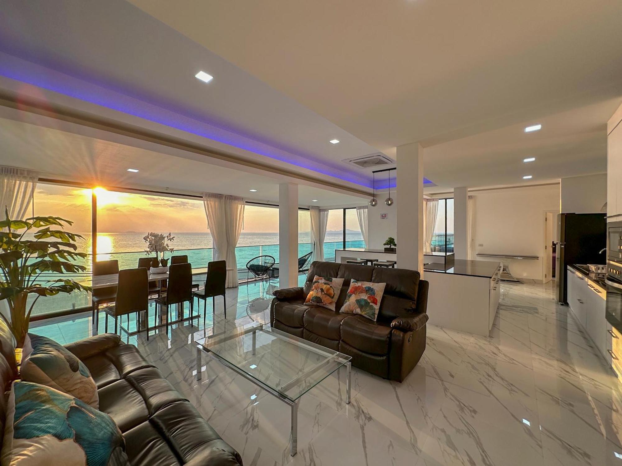 Stunning Beachfront View Luxurious Apartment 40 Jomtien Beach Eksteriør billede